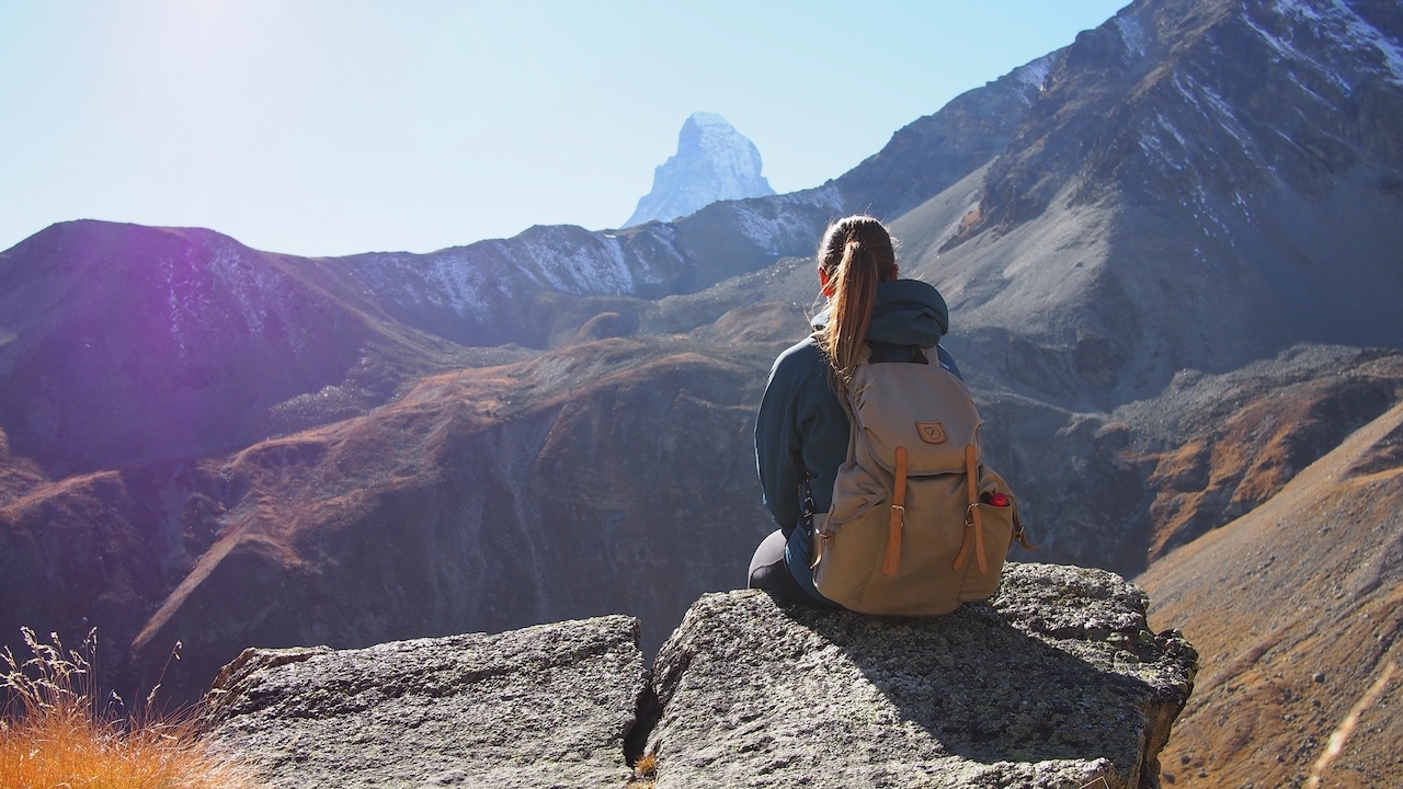 Die Wissenschaft des Outdoor-Meditierens: Wie die Natur deine Achtsamkeitspraxis beflügelt